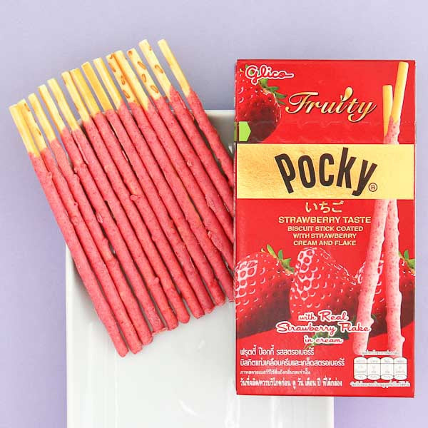 Pocky Biscuit Sticks - Strawberry Flakes & Cream