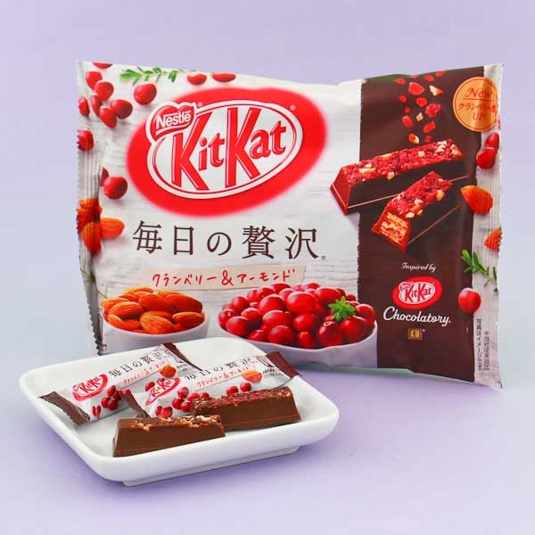 Kit Kat Chocolatory Cranberry & Almond Chocolate