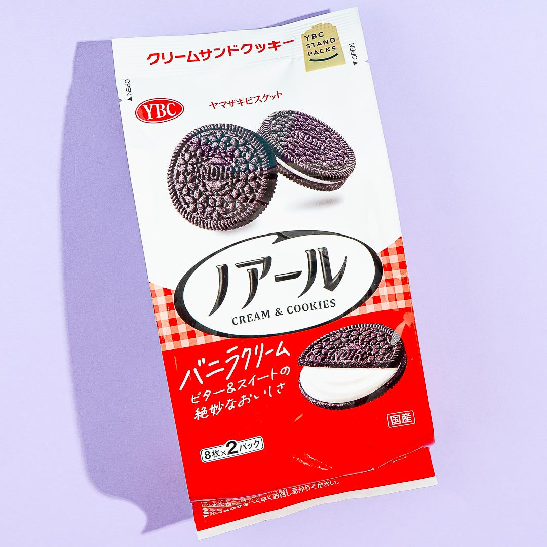 Noir Black Cocoa Cookie Sandwiches Stand Pack
