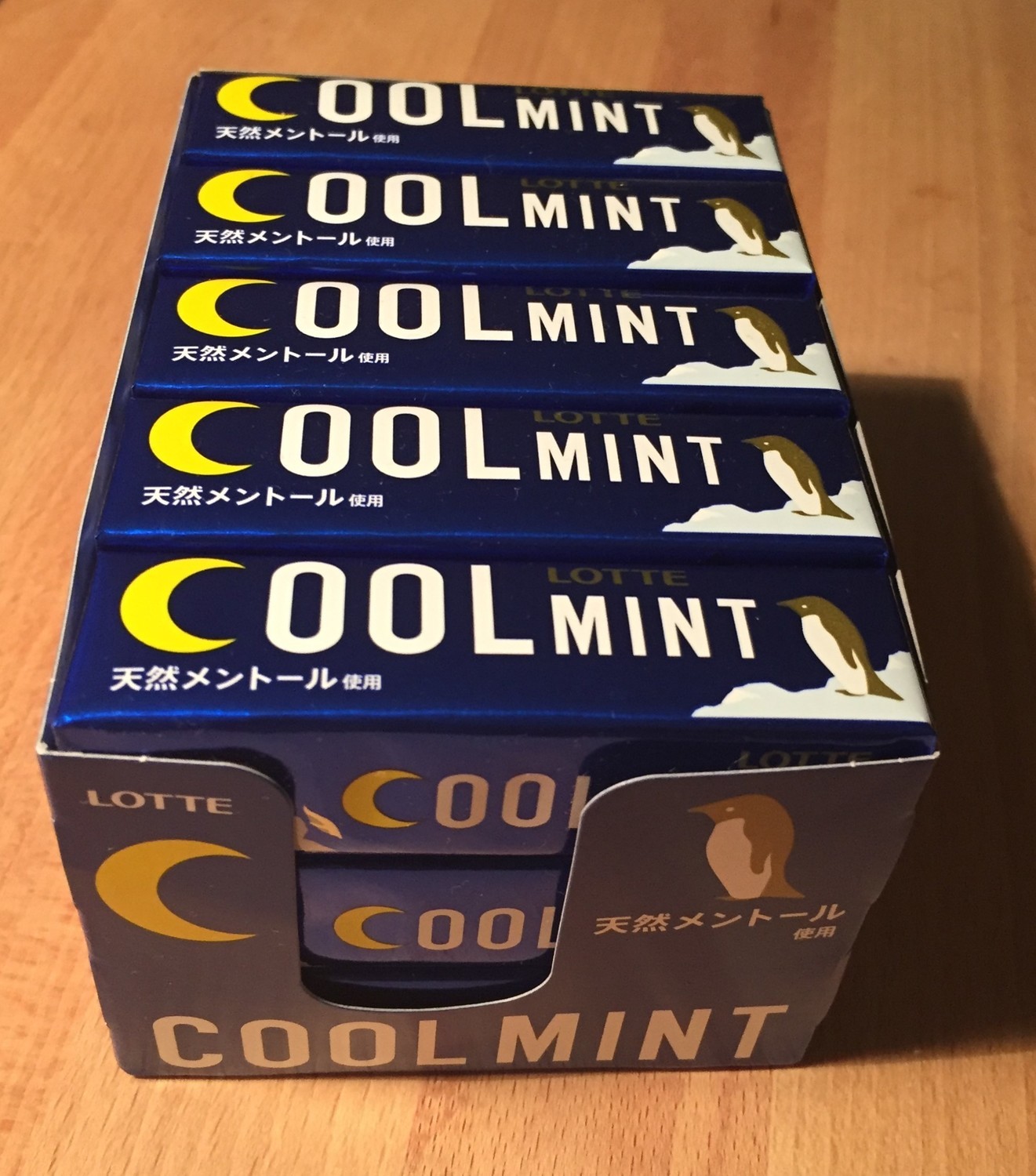 Lotte, Chewing Gum, "COOL MINT" 9 gum sticks x 15