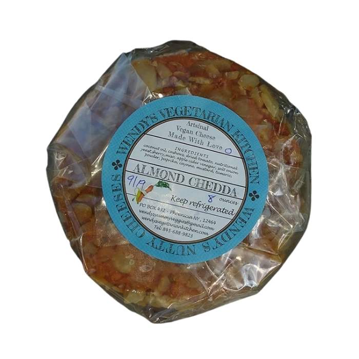 Wendy's Nutty Cheeses - Almond Chedda, 6oz