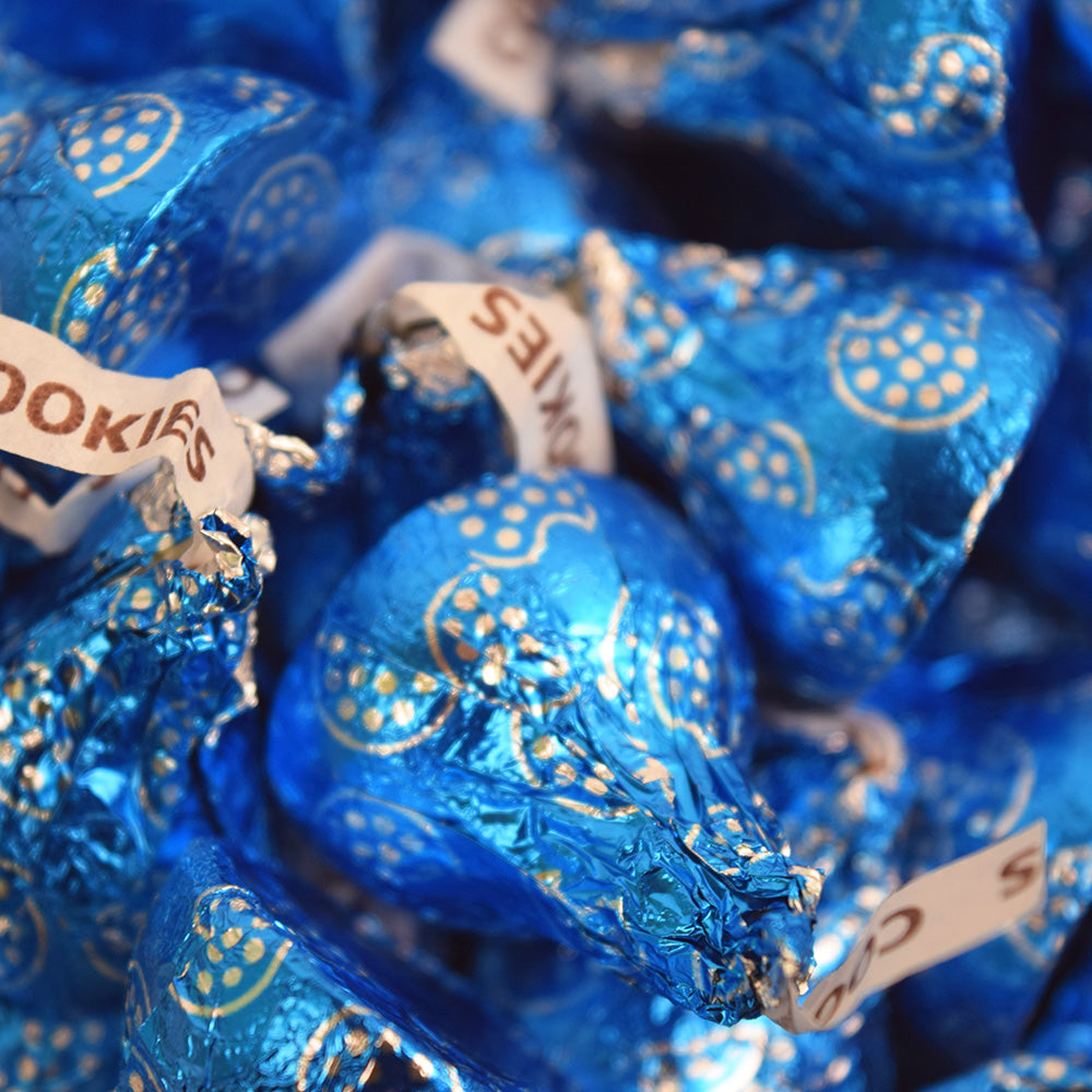 Blue Hershey's Kisses - Cookies 'n' Creme